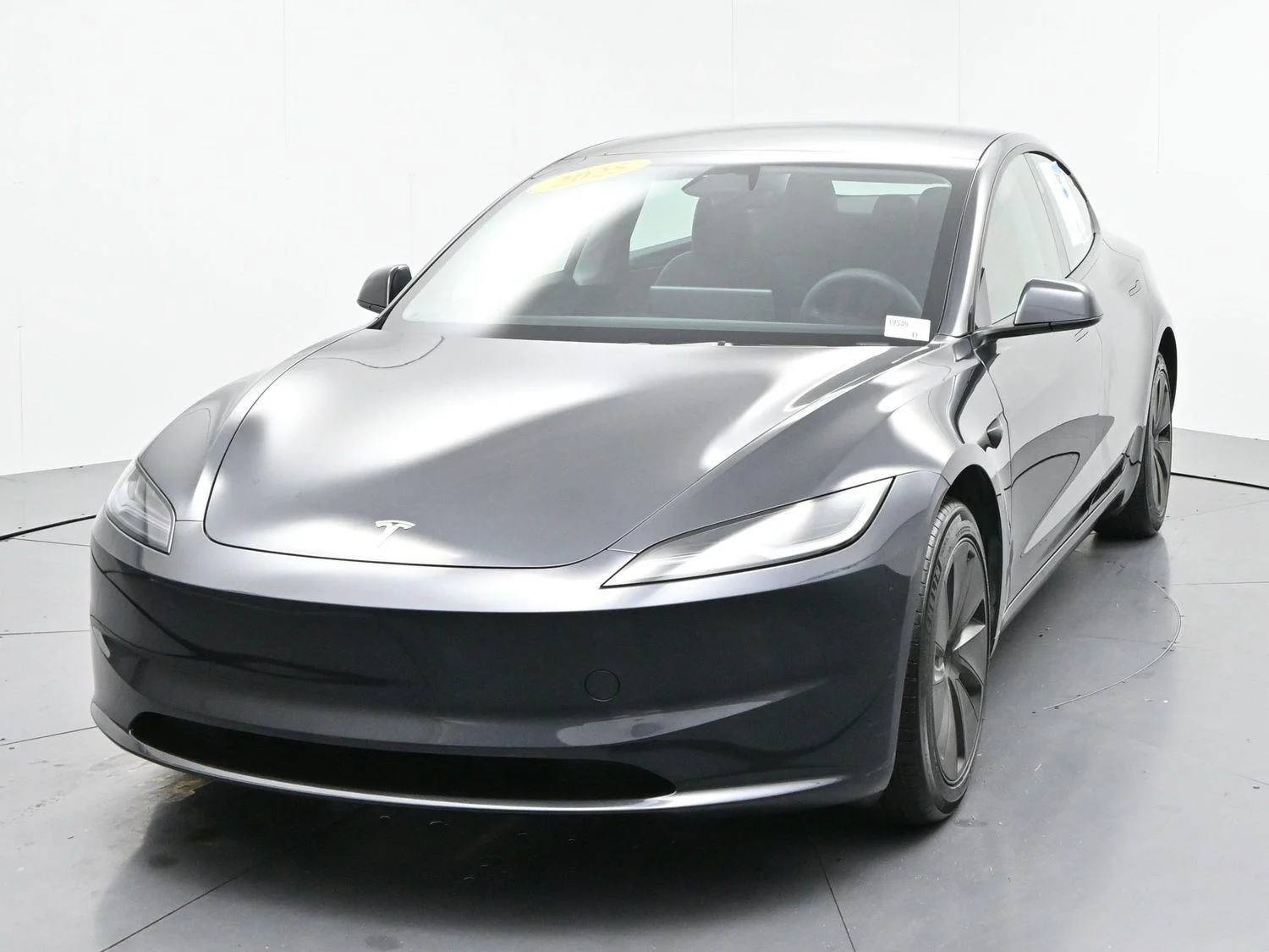 Used 2025 Black Tesla Long Range image 3