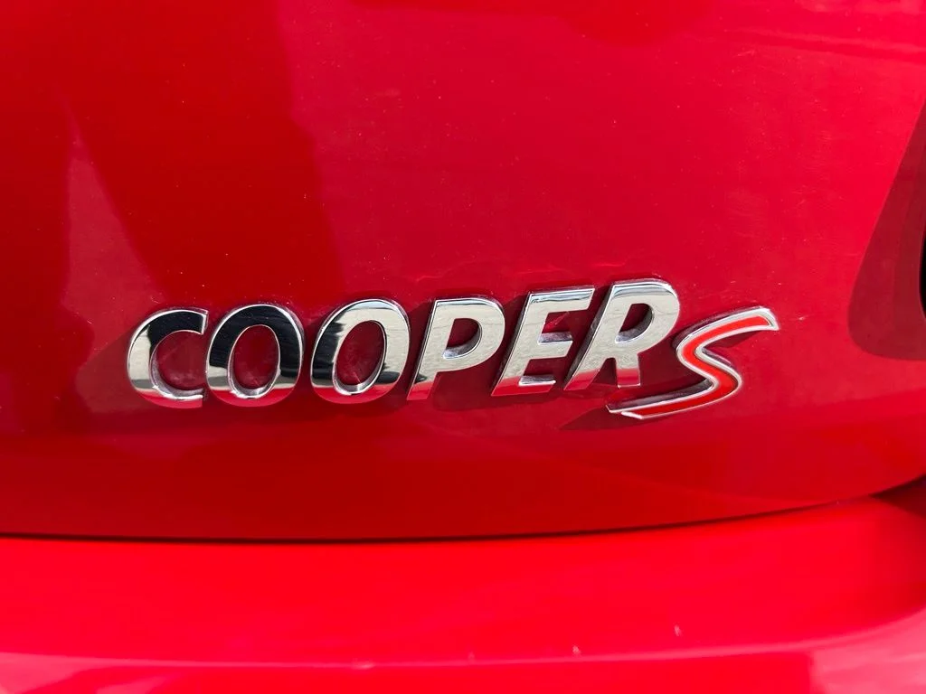 Used 2021 Chili Pepper Red MINI  image 33