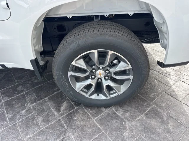 New 2026 White Chevrolet LT image 9