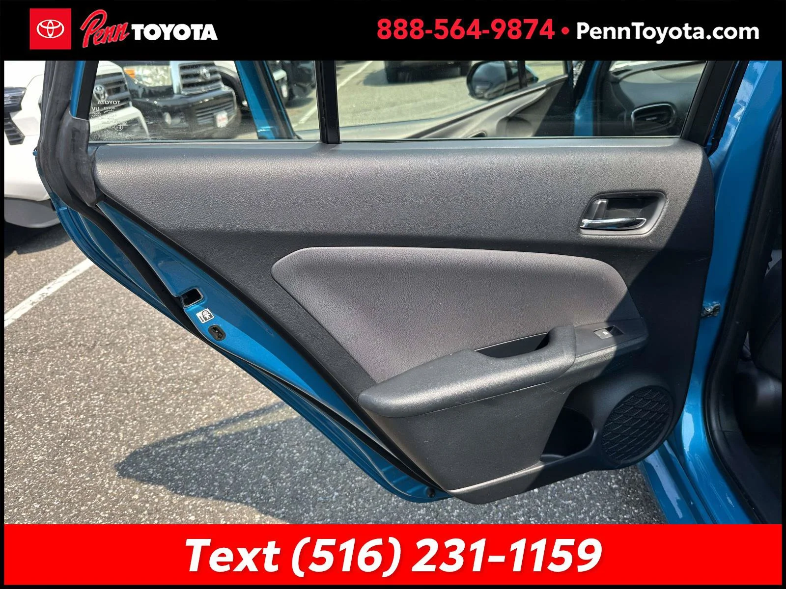 Used 2017 BLUE MAGNETISM Toyota  image 19