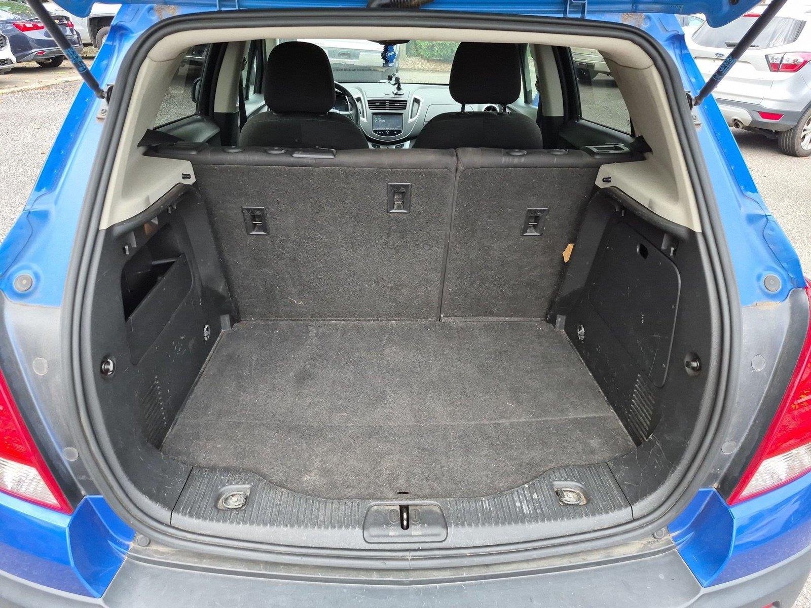Used 2015 Brilliant Blue Metallic Chevrolet LT image 32