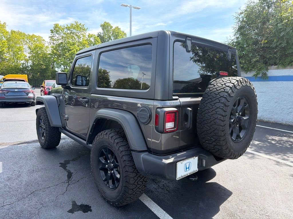 Used 2021 Crystal Metallic Jeep Willys image 3