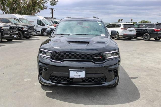 New 2026 Diamond Black Clear-Coat Exterior Paint Dodge GT PLUS image 3