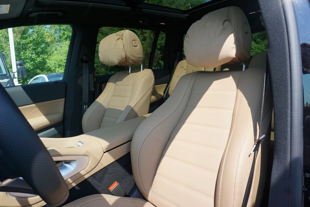 New 2026 Black Mercedes-Benz GLS 450 image 47
