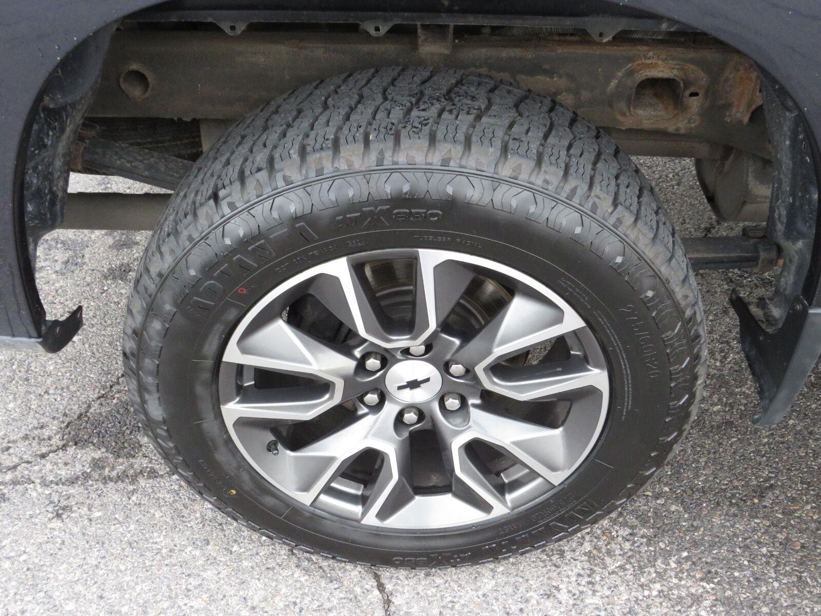 Used 2022 Dark Ash Metallic Chevrolet RST image 18