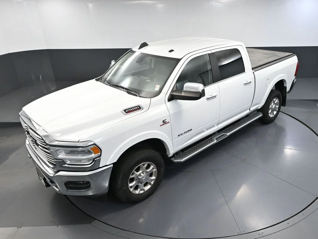 Used 2022 White Ram Laramie image 58