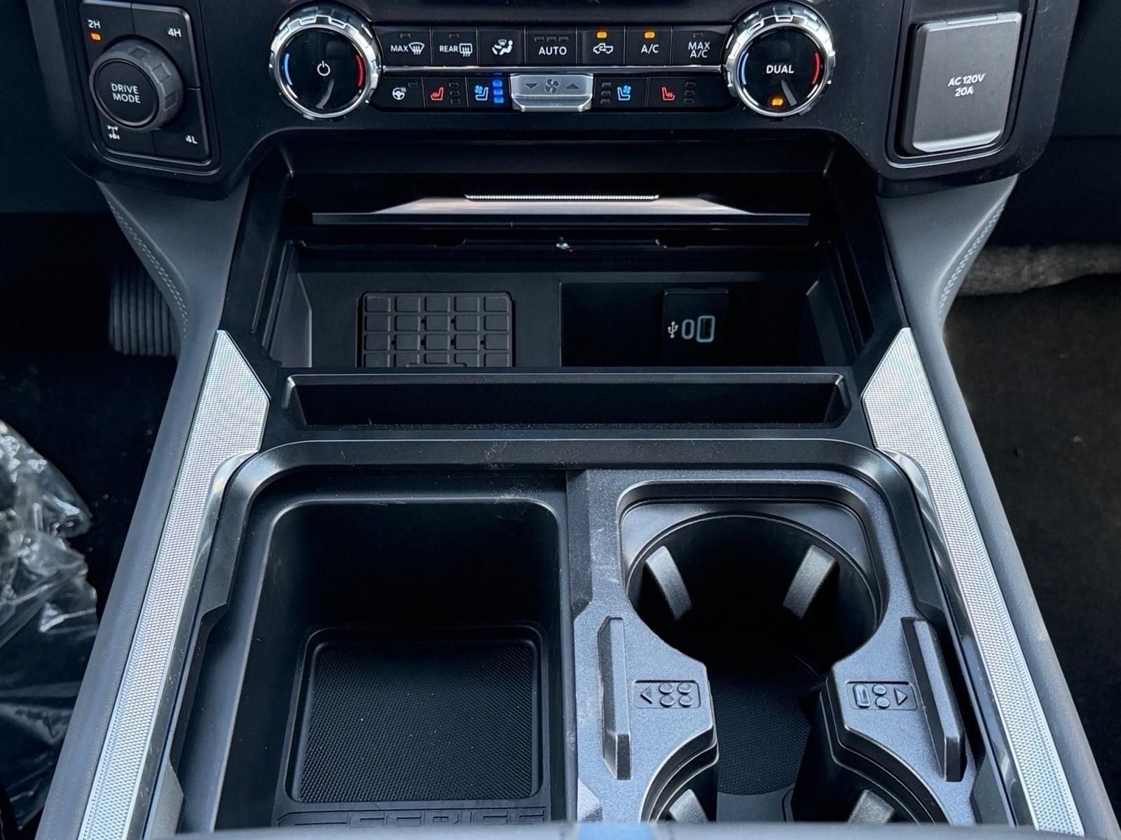New 2026 Glacier Gray Metallic Tri-Coat Ford F-350® Platinum® image 18