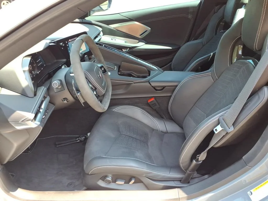 Used 2025 Sea Wolf Gray Tricoat Chevrolet 2LT image 15