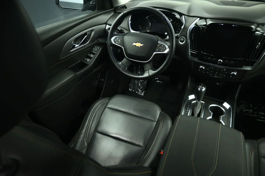 Used 2019 Gray Chevrolet 3LT image 47