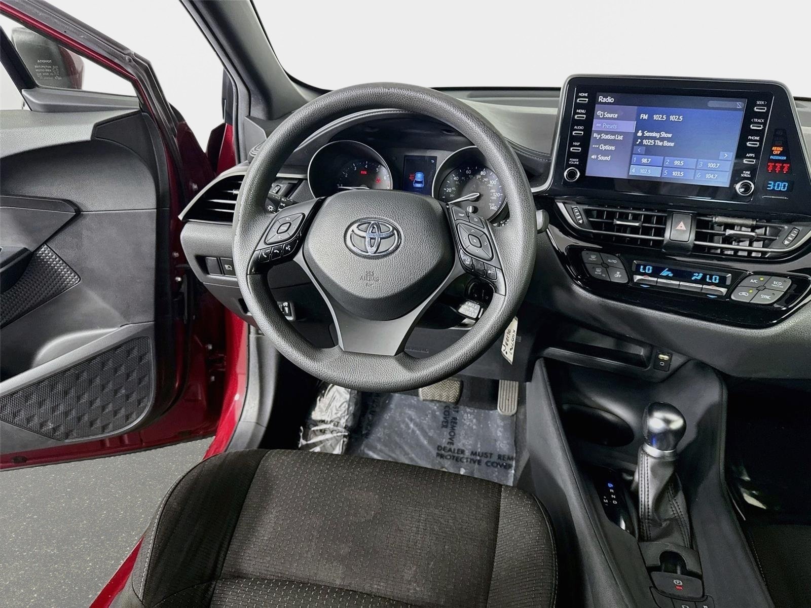 Used 2019 Ruby Flare Pearl Toyota XLE image 21