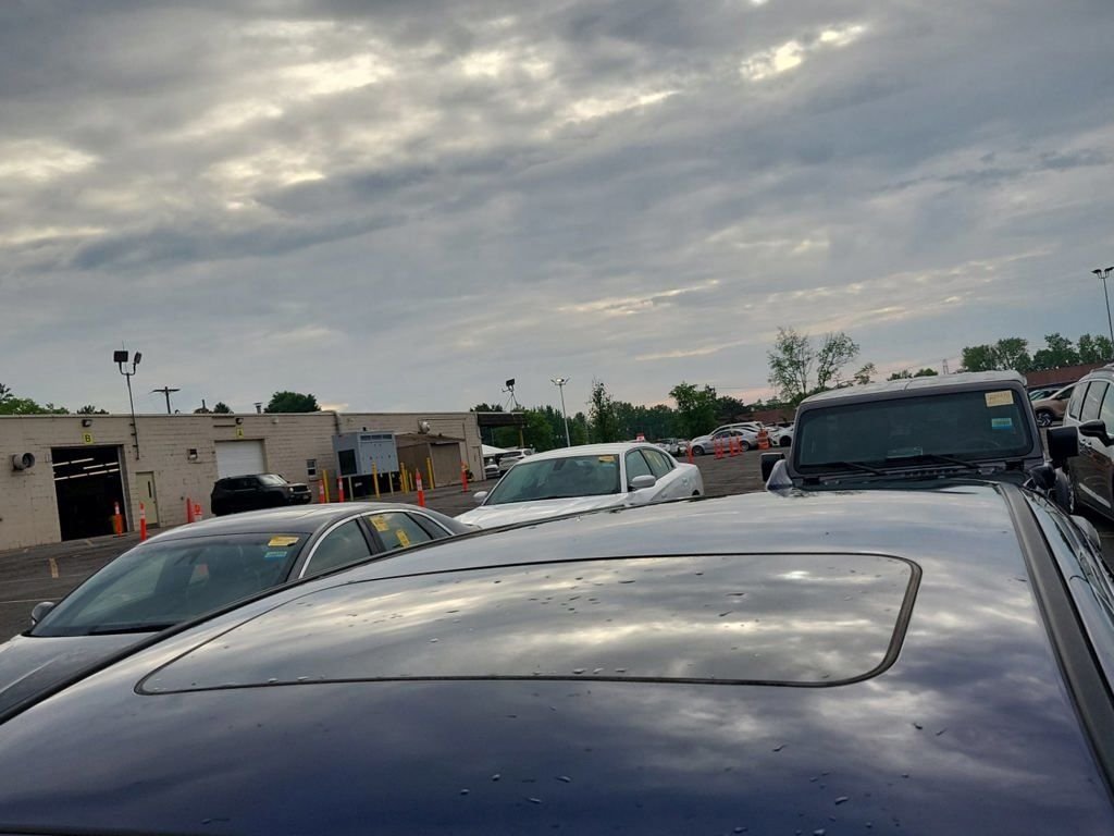 Used 2017 Blue Honda EX image 9