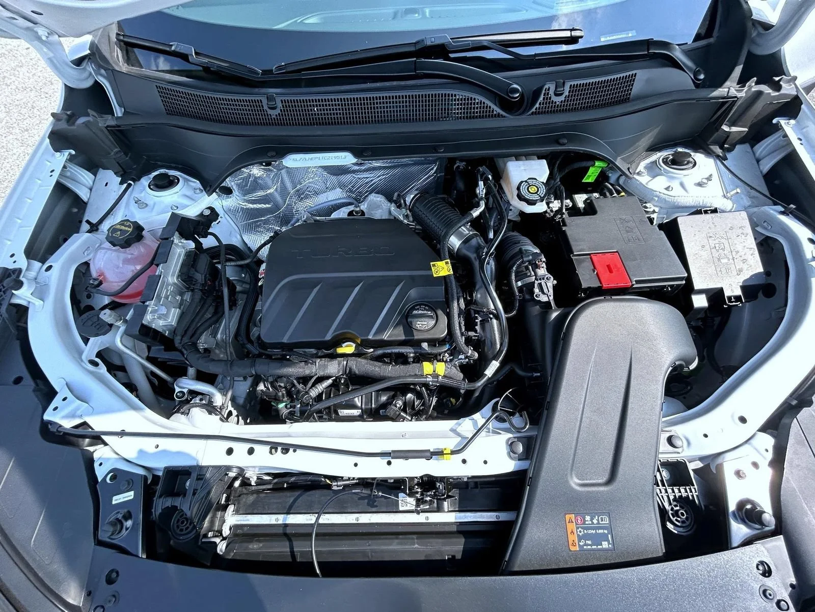 New 2026 Summit White Chevrolet LT image 27