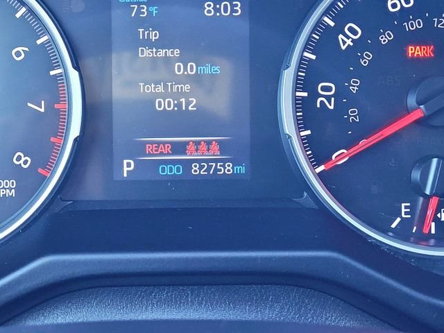 Used 2020  Toyota XLE image 21