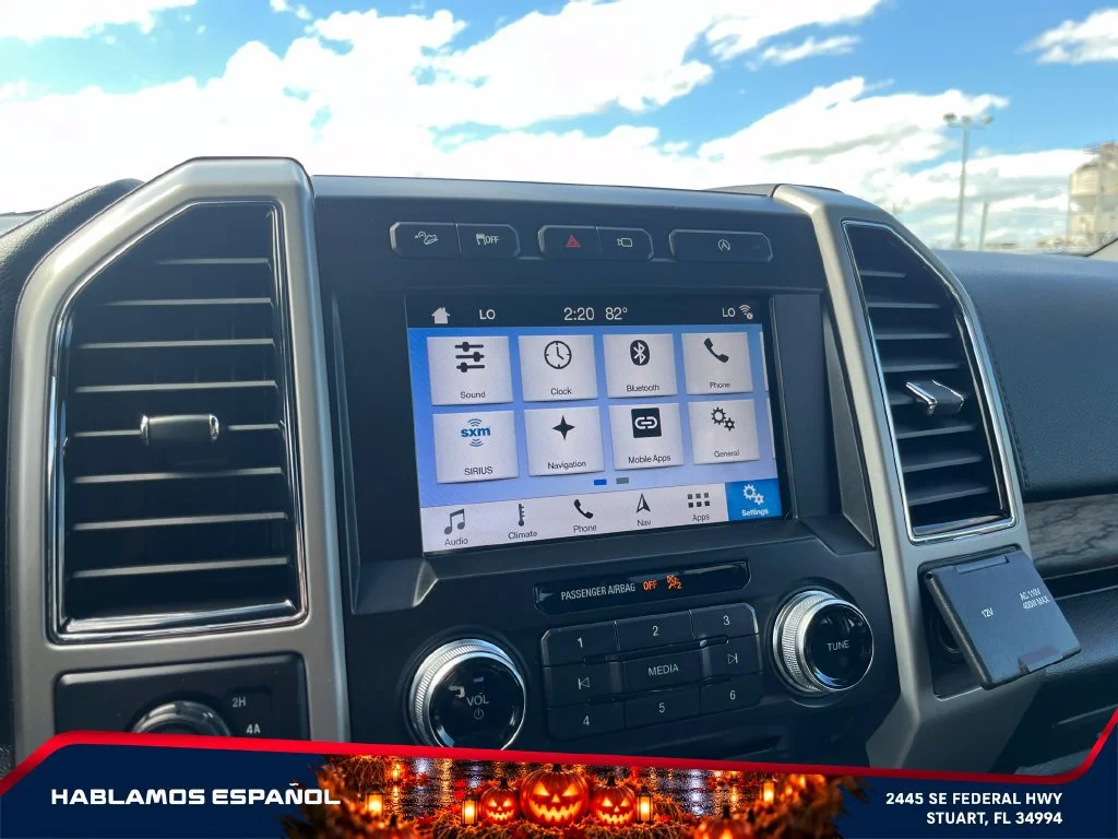 Used 2018  Ford XL image 30