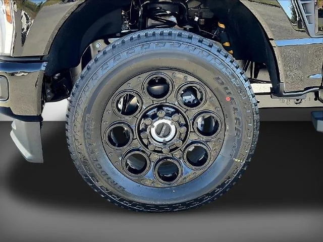 New 2027 Agate Black Metallic Ford F-350® XLT image 49