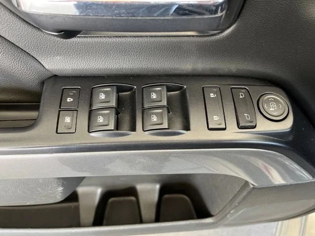 Used 2018 Silver Ice Metallic Chevrolet LT image 35