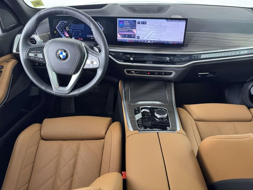 Used 2026 White BMW xDrive40i image 5