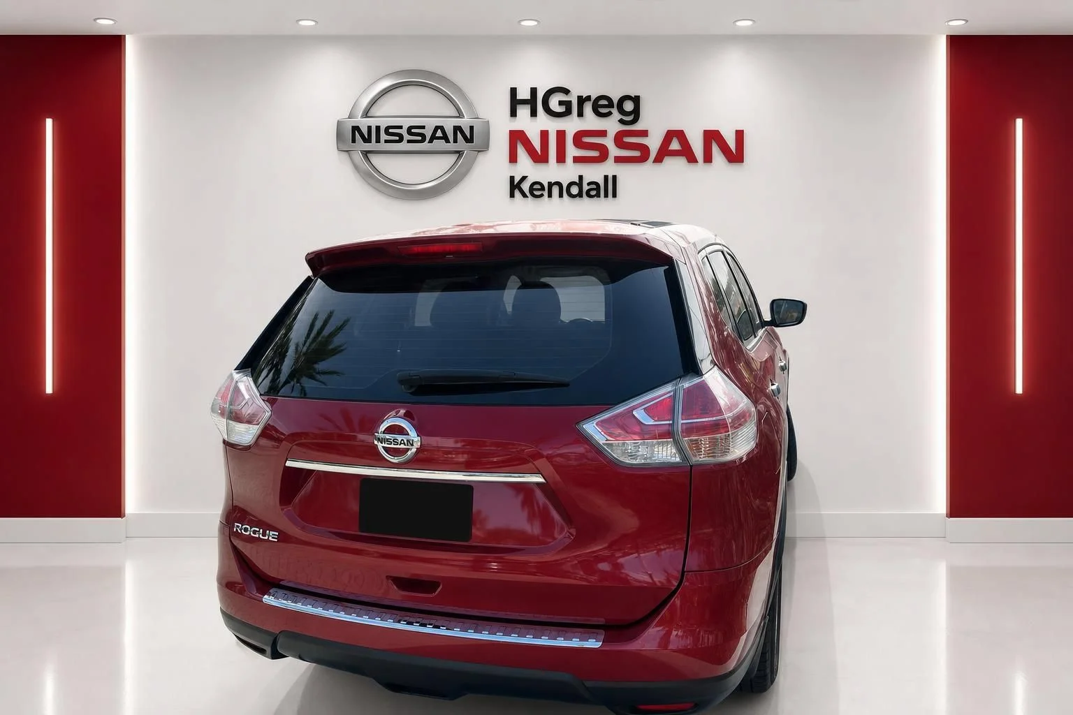 Used 2016 Red Nissan S image 6