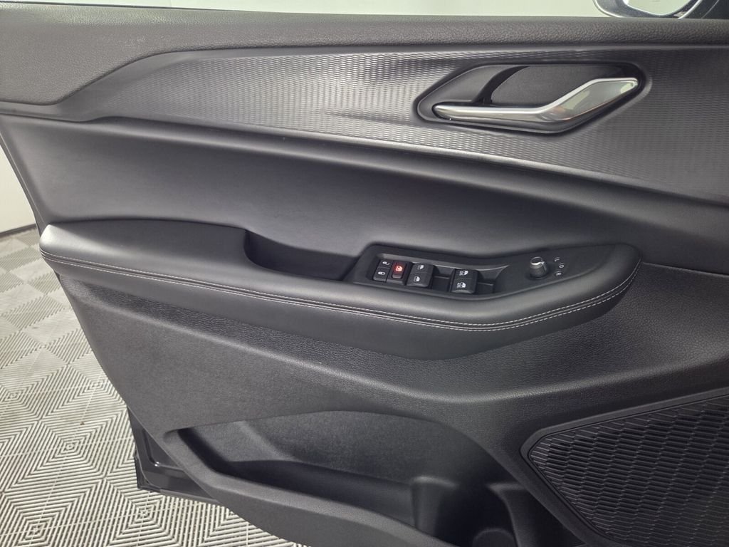 2025 Jeep Grand Cherokee Laredo - Photo 21