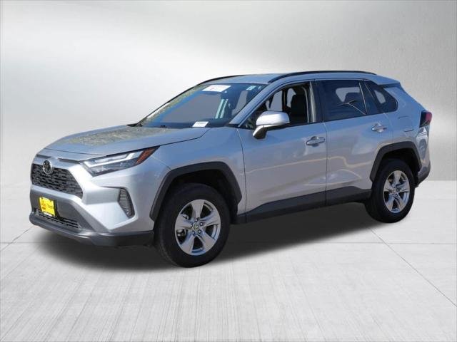 Certified Used 2025 SILVER SKY METALLIC Toyota  image 3