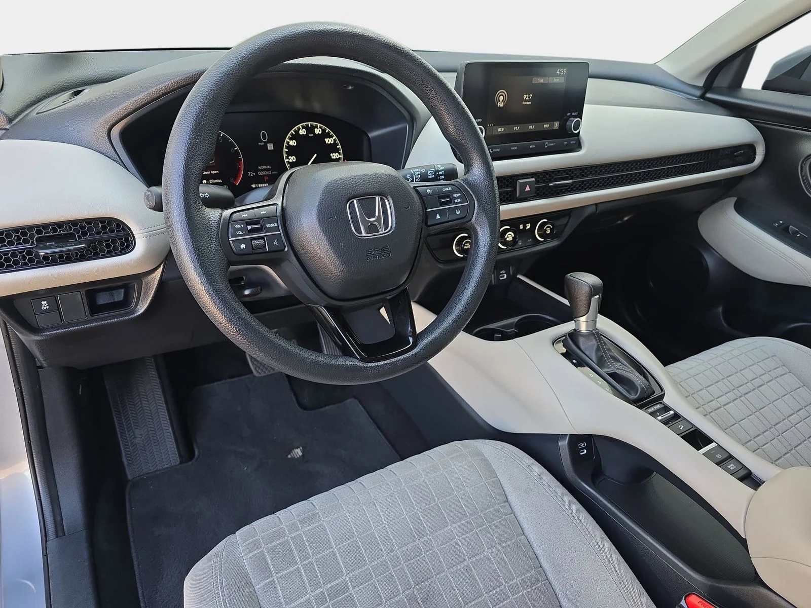 2024 Honda HR-V LX - Photo 18