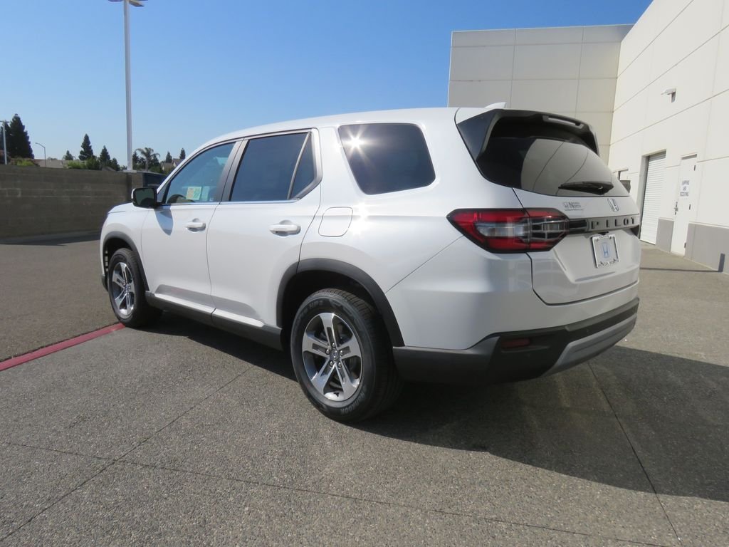 2025 Honda Pilot EX-L - Photo 7