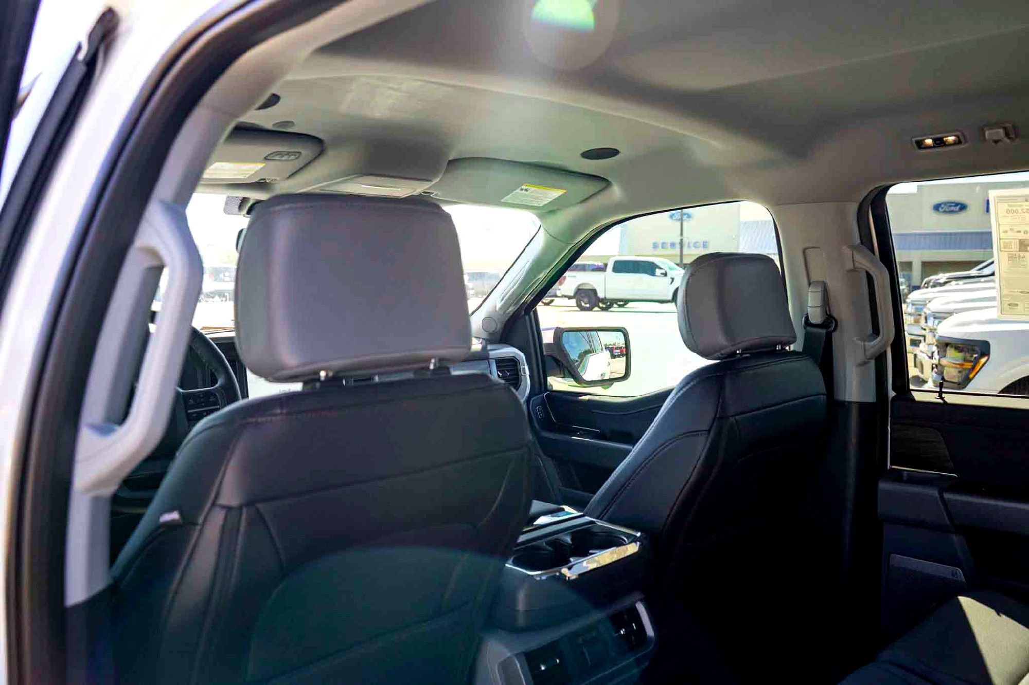 New 2025 Star White Metallic Tri-Coat Ford LARIAT image 19