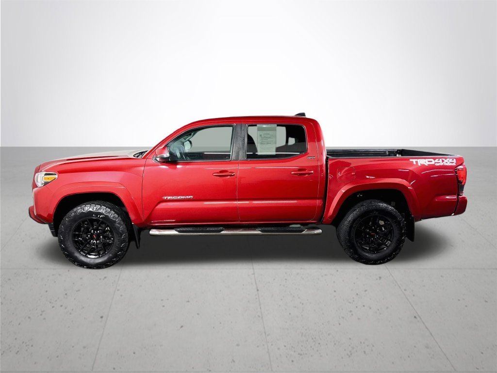 Used 2021 Red Toyota SR5 image 9