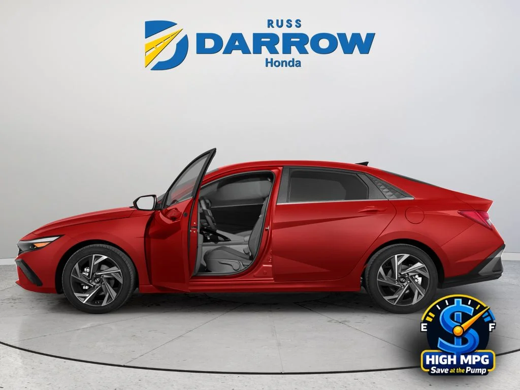 Used 2024 Red Hyundai SEL image 2