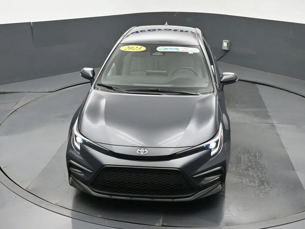 Used 2023  Toyota SE image 26