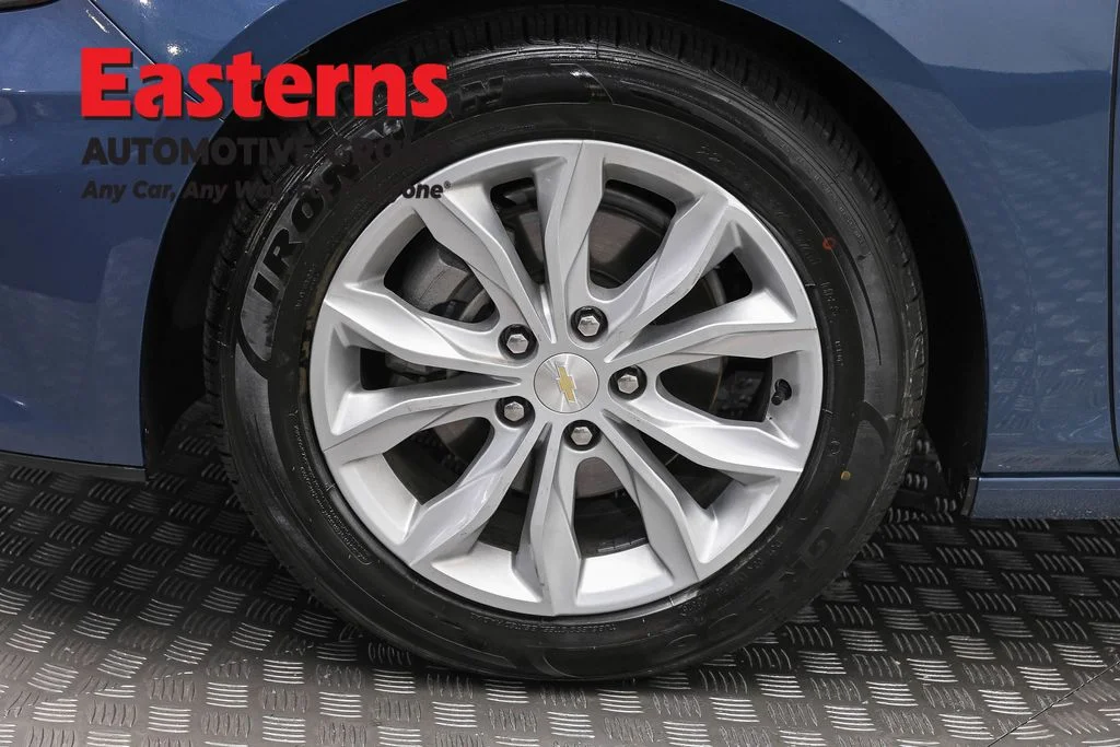 Used 2025 Blue Chevrolet LT image 32