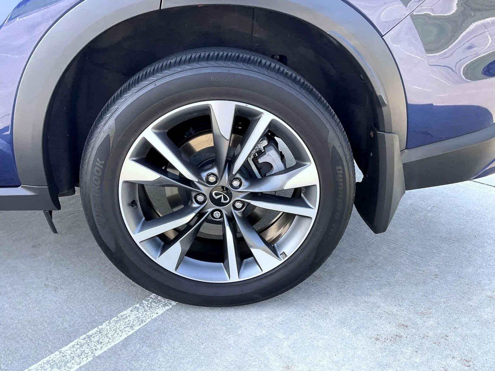 Used 2023 Blue INFINITI LUXE image 24