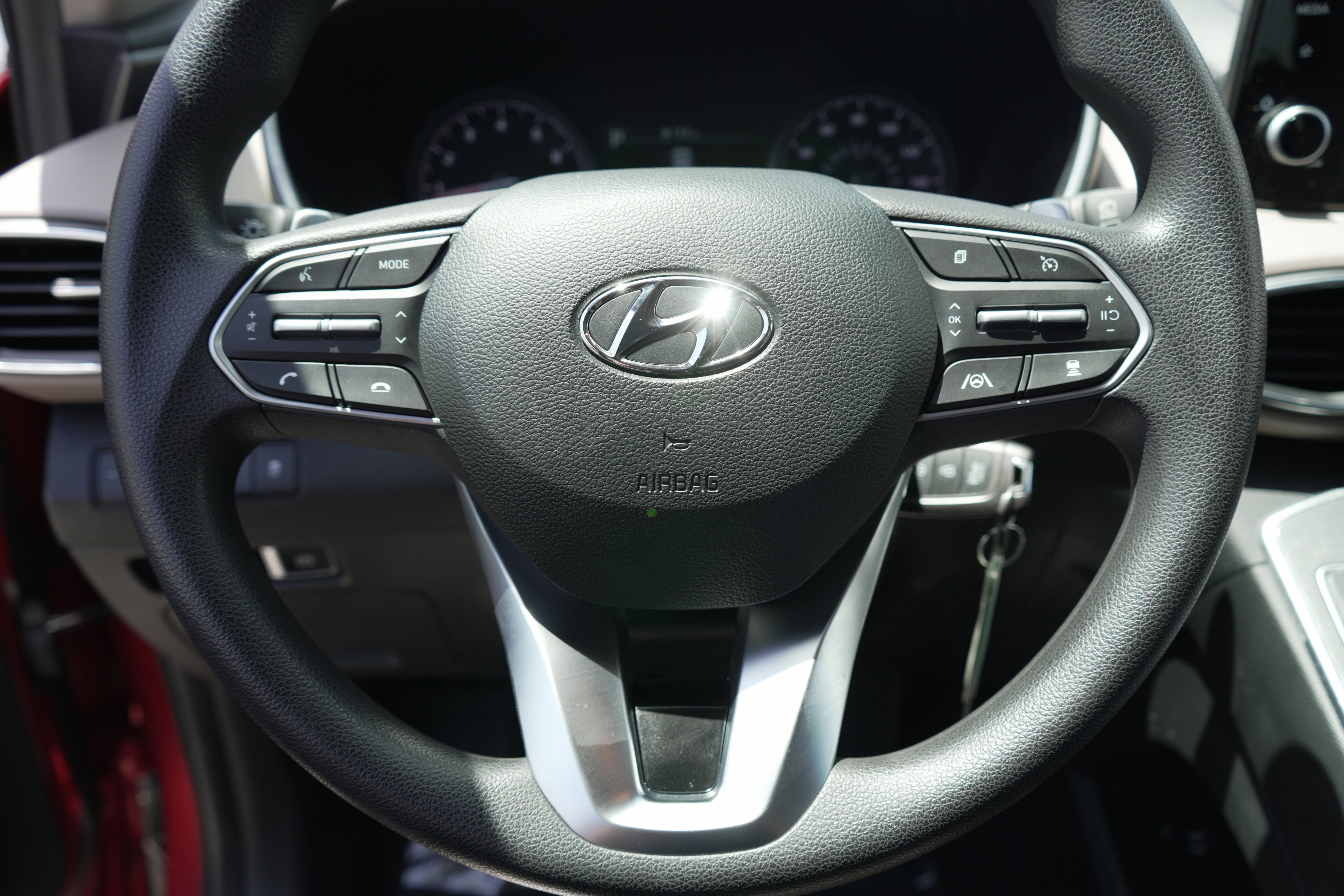 Used 2023 Calypso Red Hyundai SE image 6
