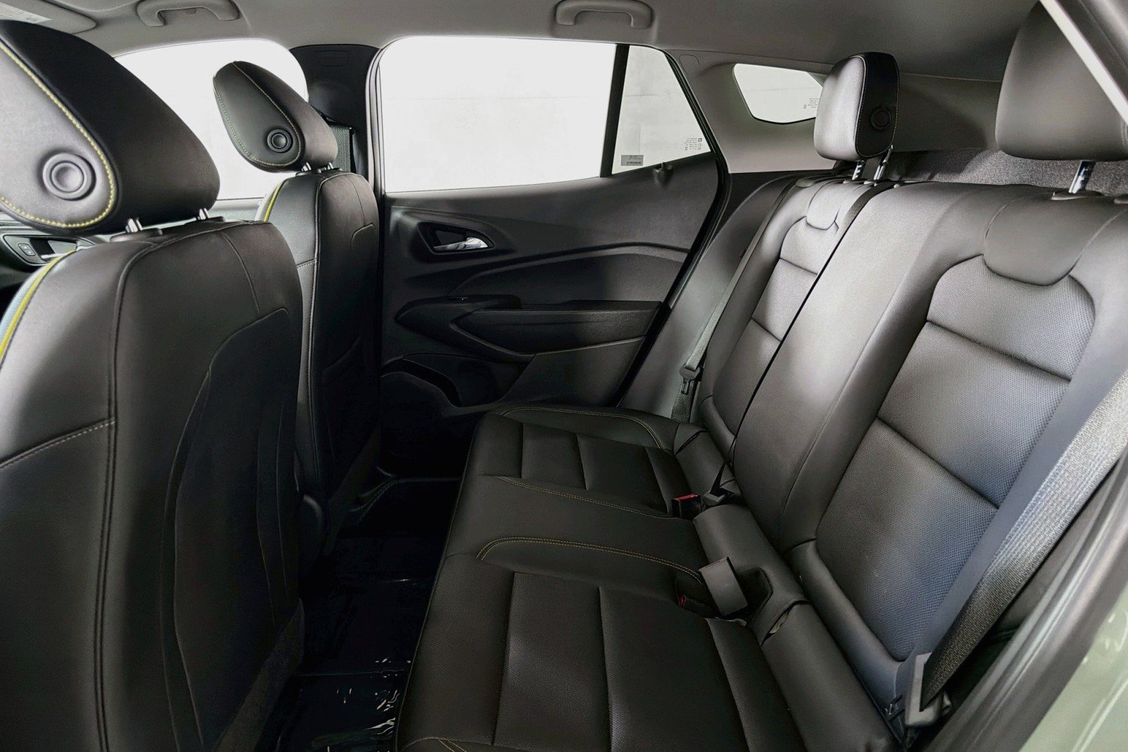 Used 2025 Cacti Green Chevrolet ACTIV image 8