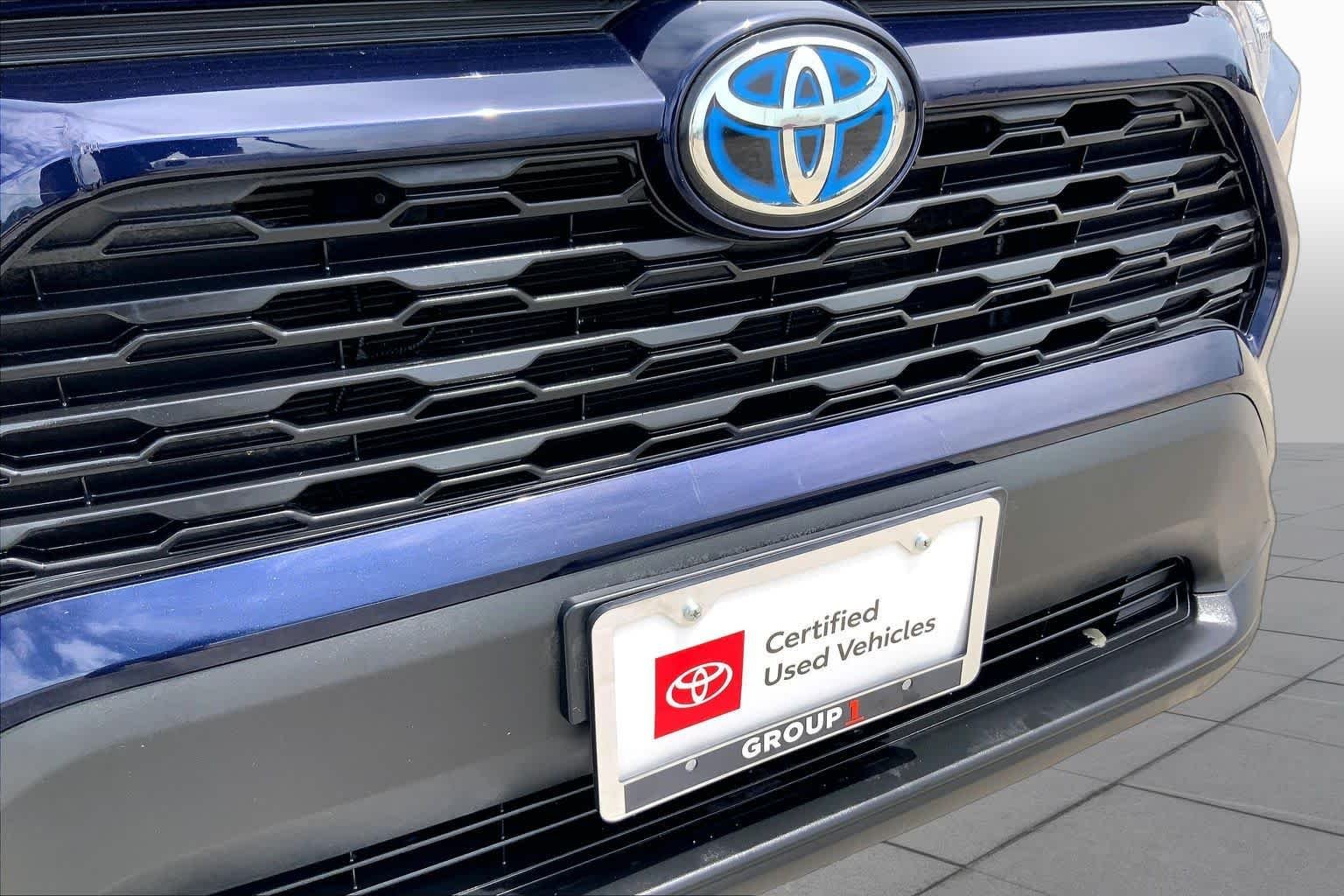 Certified Used 2024 Blueprint Toyota Hybrid XLE image 29