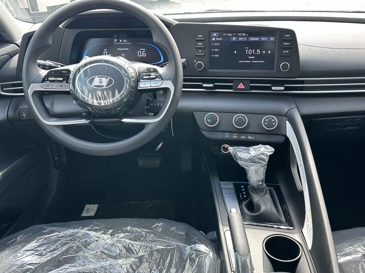 New 2026 Amazon Gray Hyundai SE image 20