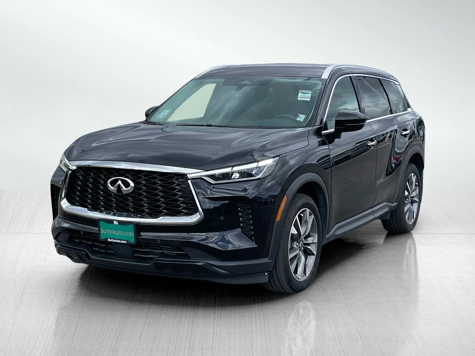 Used 2025 Mineral Black INFINITI LUXE image 7