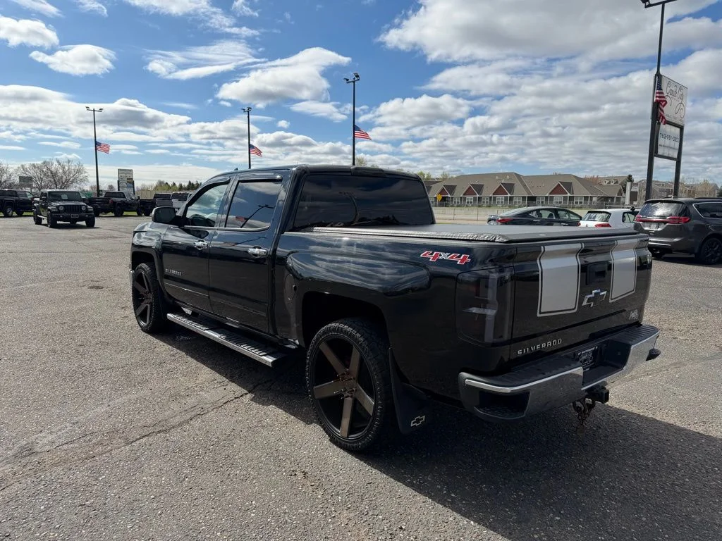 Used 2015 Black Chevrolet LT image 8