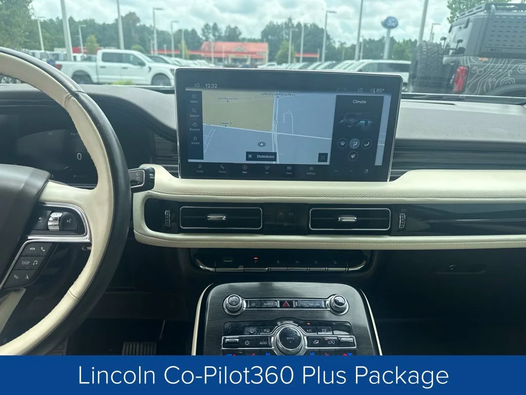 Used 2021 Pristine White Lincoln Black Label image 23
