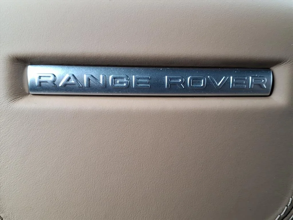 New 2026 Varesine Blue LAND ROVER Dynamic SE image 20