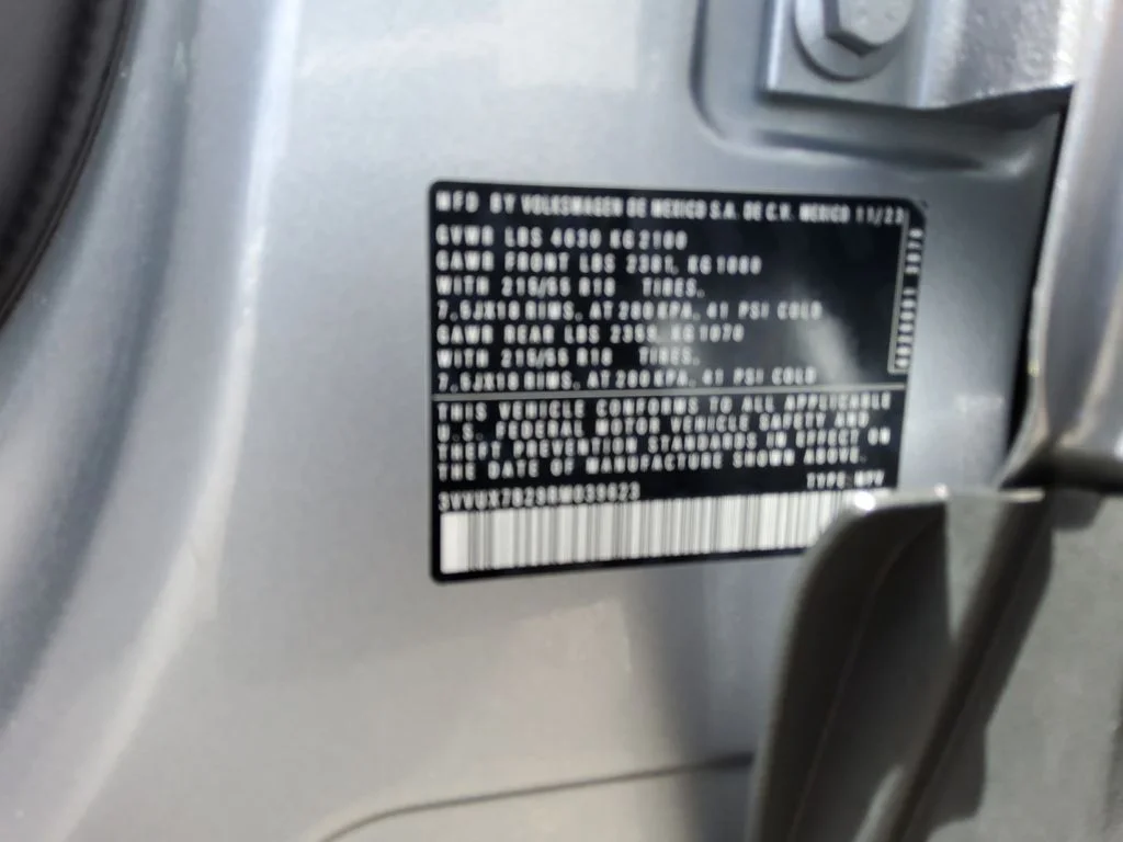 Certified Used 2024 Silver Volkswagen 1.5T SE image 20