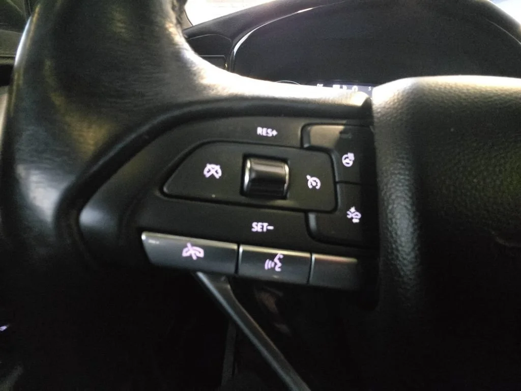 Used 2021 SATIN STEEL METALLIC Cadillac Premium Luxury image 20