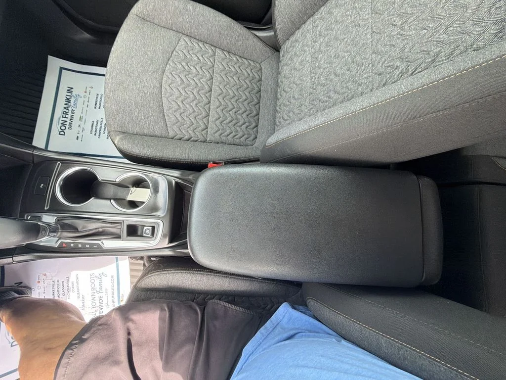 Used 2024 White Chevrolet LT image 20