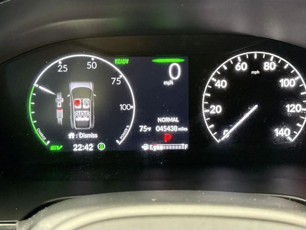 Used 2024  Honda Sport image 12