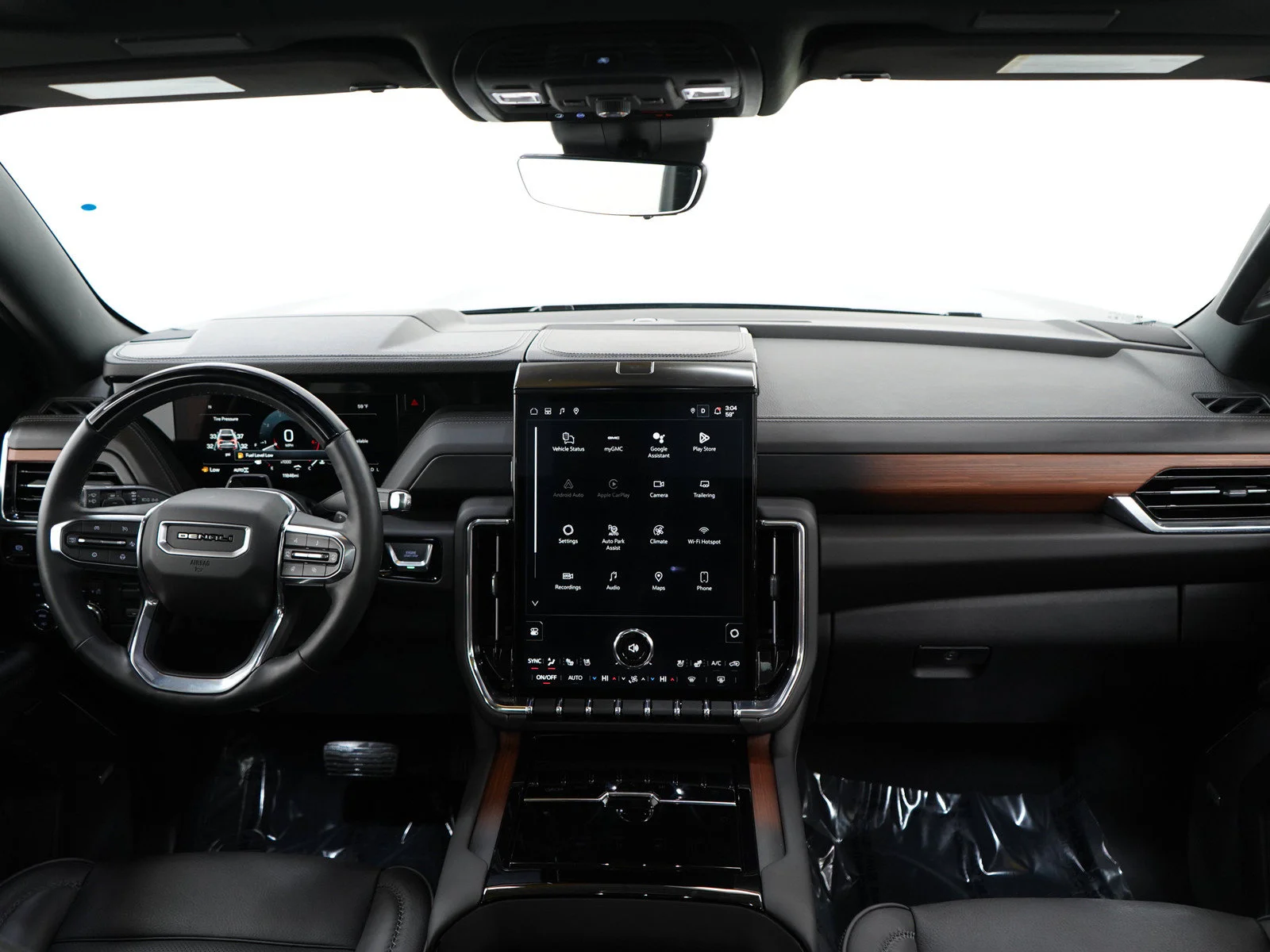 Used 2025  GMC Denali image 15