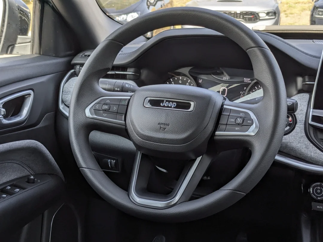 New 2025 Silver Jeep Sport - - 4X4 - 4.99% O.A.C - Heated Seats & More! image 15