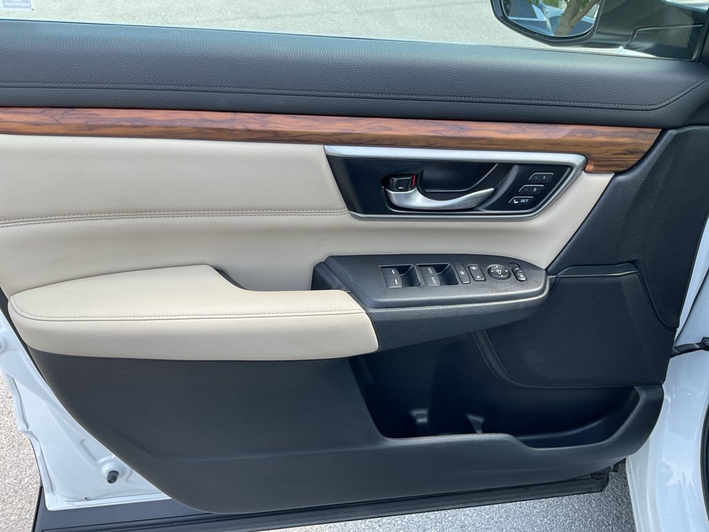 Used 2019 Platinum White Pearl Honda EX-L image 21