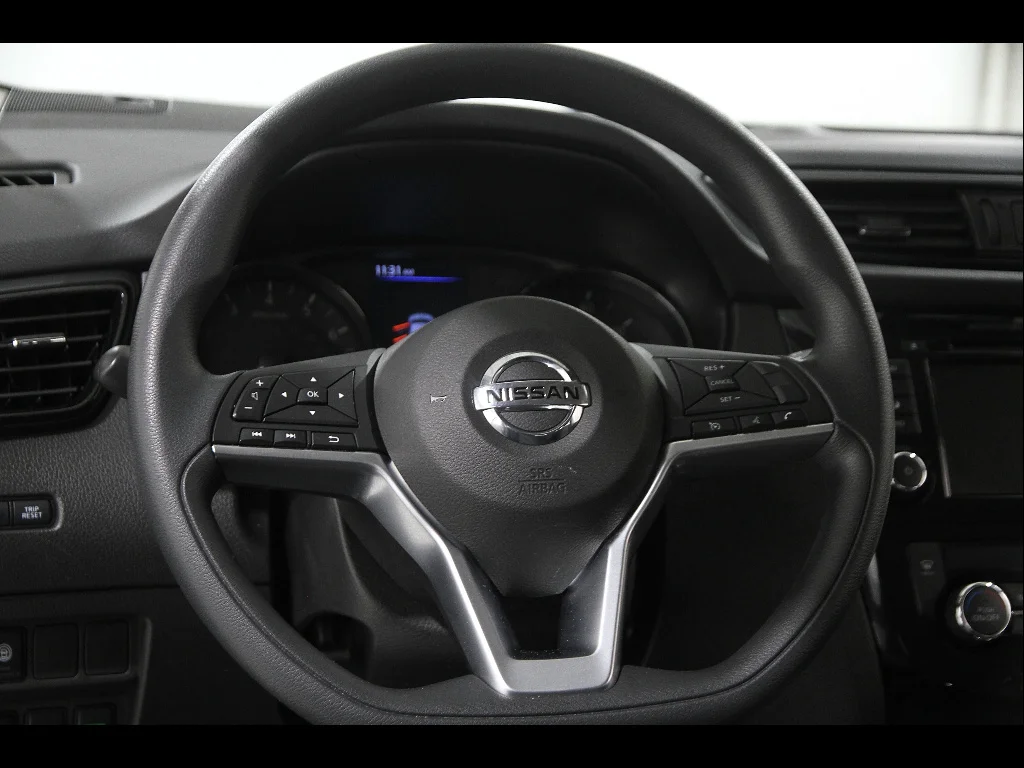 Used 2020 Gun Metallic Nissan SV image 7