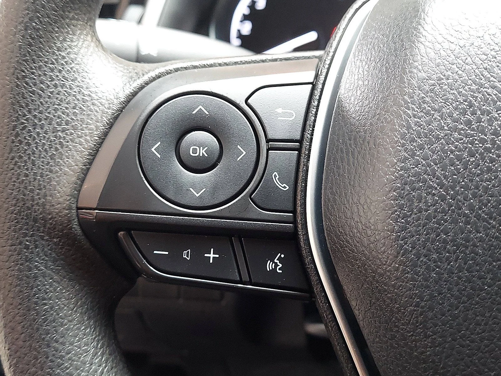 Used 2019 Blue Streak Metallic Toyota LE image 19