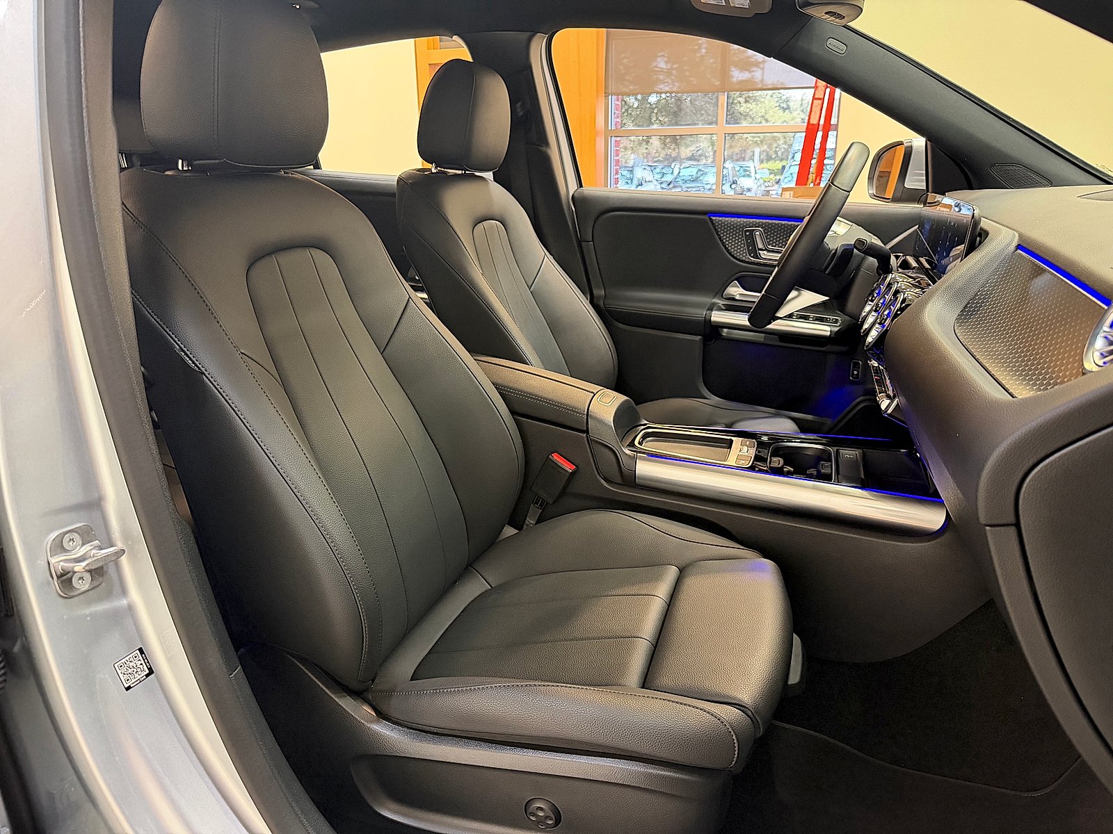 Certified Used 2025 Cirrus Silver Metallic Mercedes-Benz 4MATIC® image 12